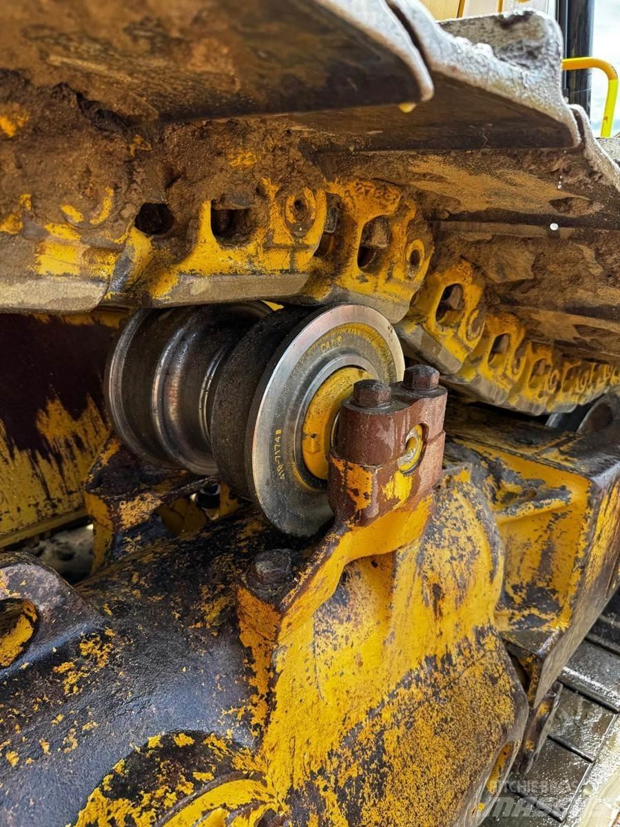 CAT D8T Buldožerji goseničarji