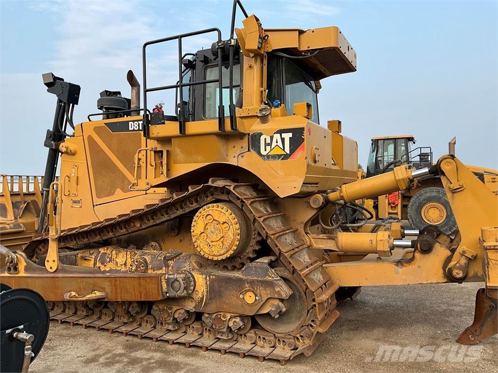 CAT D8T Buldožerji goseničarji