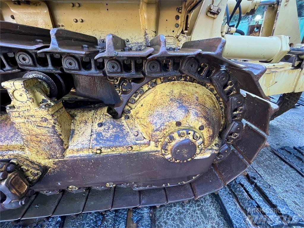 CAT D9H Buldožerji goseničarji