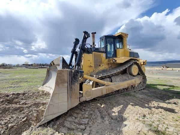 CAT D9N Buldožerji goseničarji