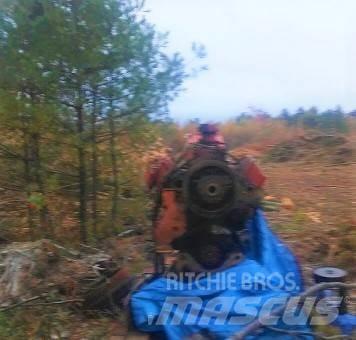 CAT V12 Motorji
