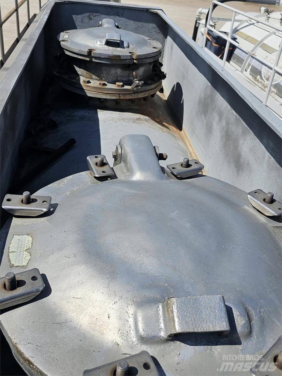  Comptank Prikolice cisterne