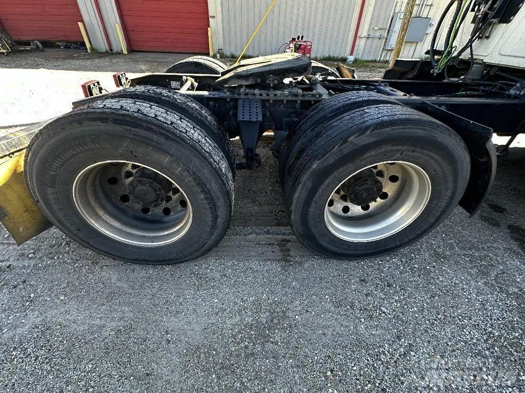  Dana LT625 Osi