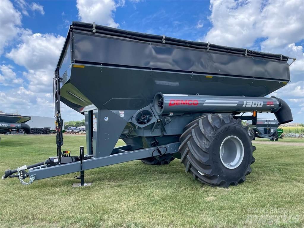Demco 1322 Prikolice za žito