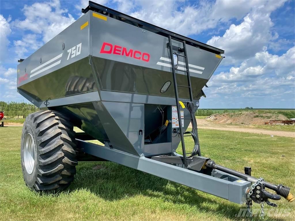 Demco 750 Prikolice za žito
