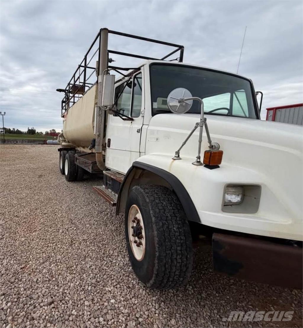 Finn T330 Zbirni lijaki, puhalniki in dvigala