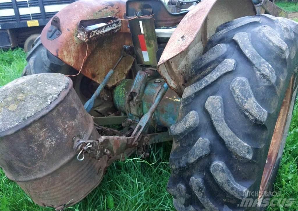 Ford 4600 Traktorji