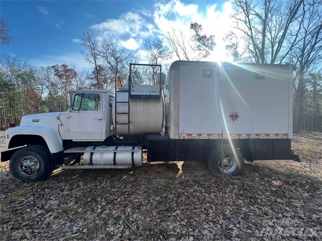 Ford 8000 Komunalna vozila