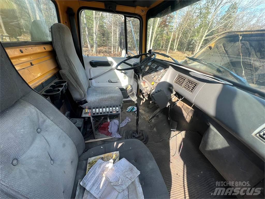 Ford 8000 Komunalna vozila