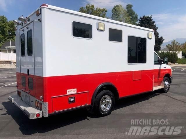 Ford E-450 Rešilni avtomobili