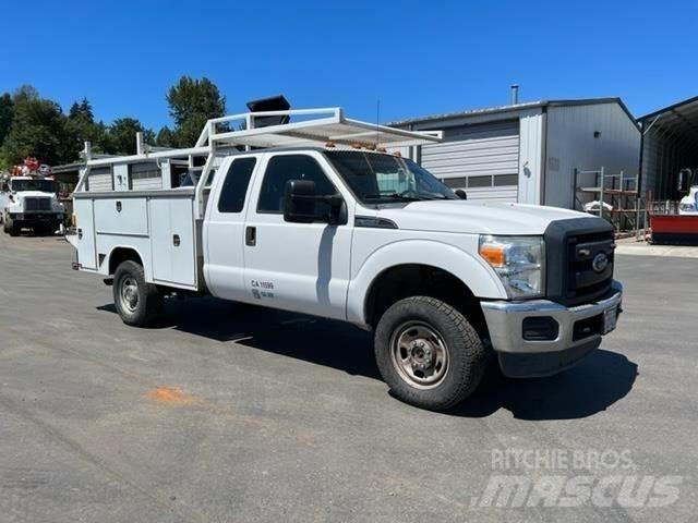 Ford F-350 Komunalna vozila