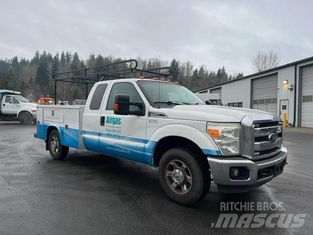 Ford F-350 Komunalna vozila