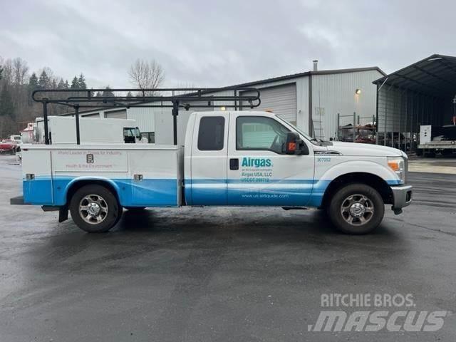 Ford F-350 Komunalna vozila
