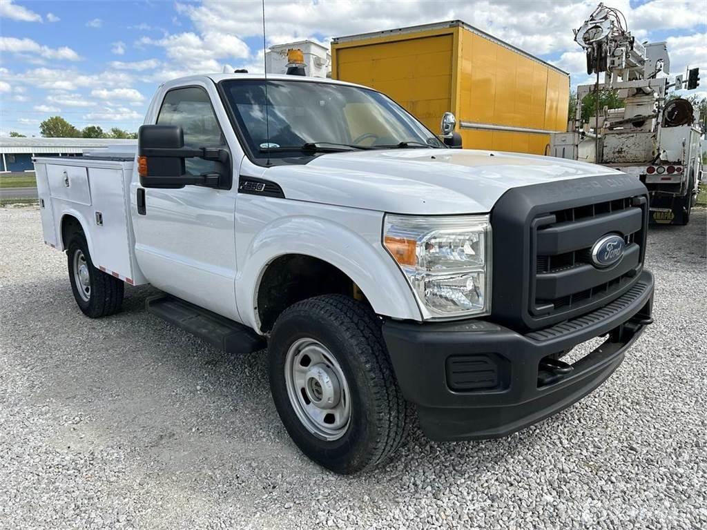 Ford F-350 Komunalna vozila