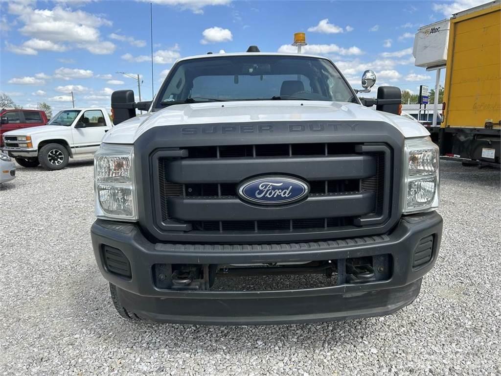 Ford F-350 Komunalna vozila