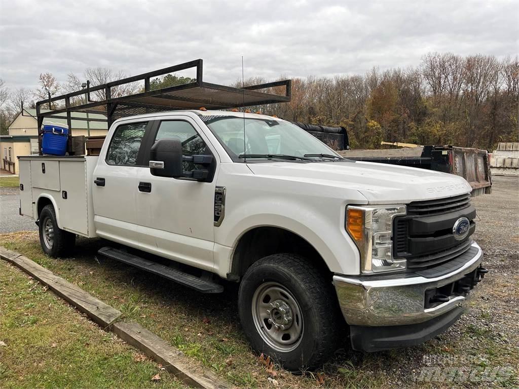 Ford F-350 Komunalna vozila