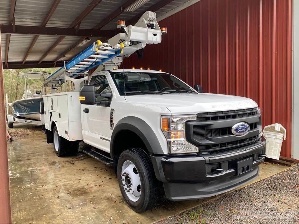 Ford F-450 Avtokošare