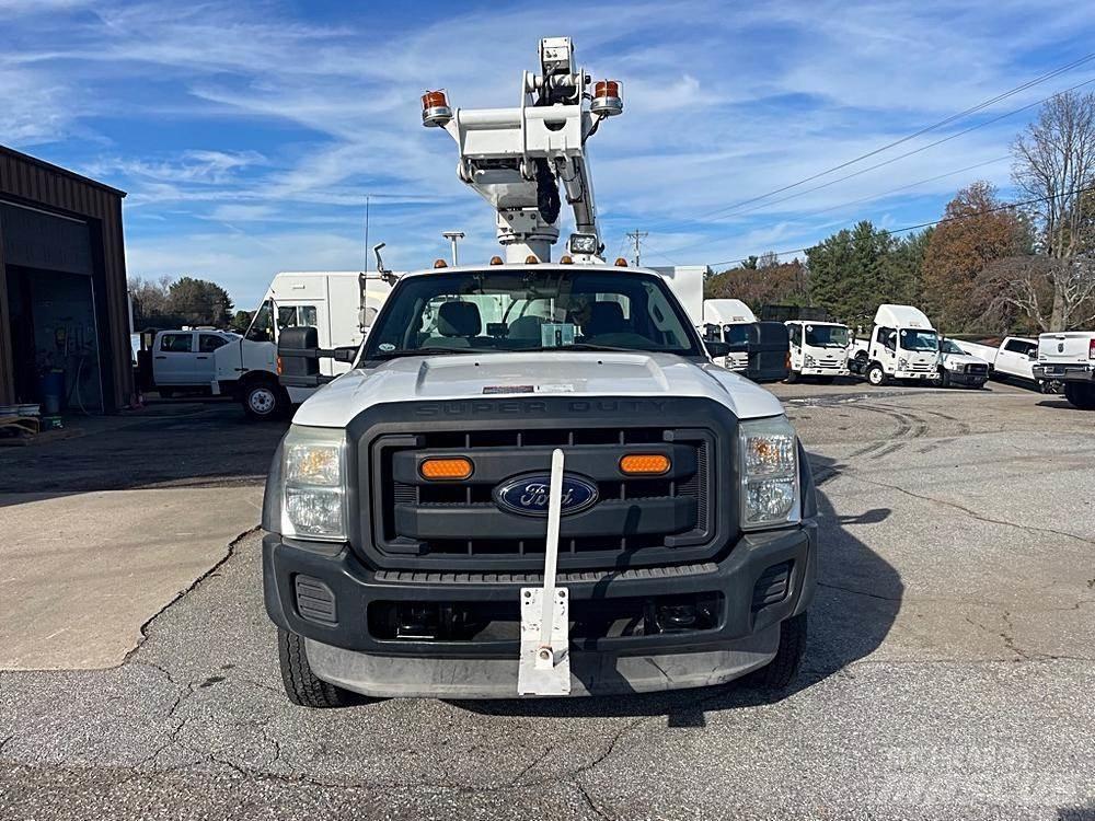 Ford F-450 Avtokošare