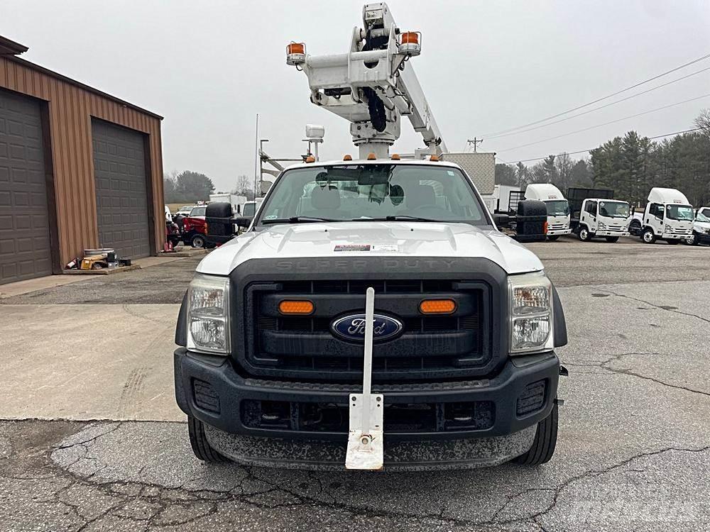 Ford F-450 Avtokošare