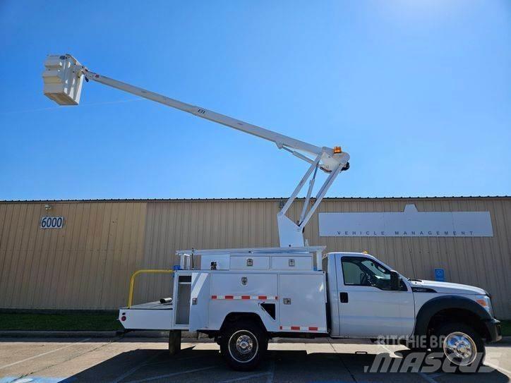 Ford F-450 Avtokošare