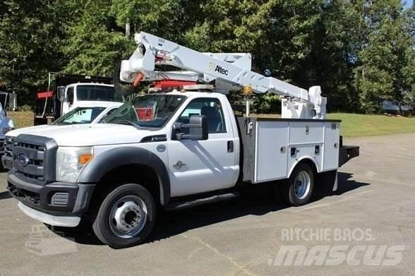 Ford F-550 Avtokošare