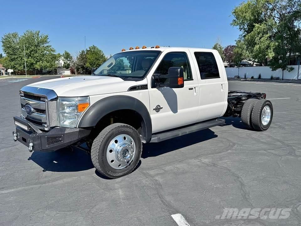 Ford F-550 Tovornjaki-šasije