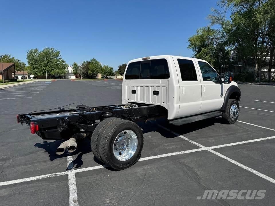 Ford F-550 Tovornjaki-šasije