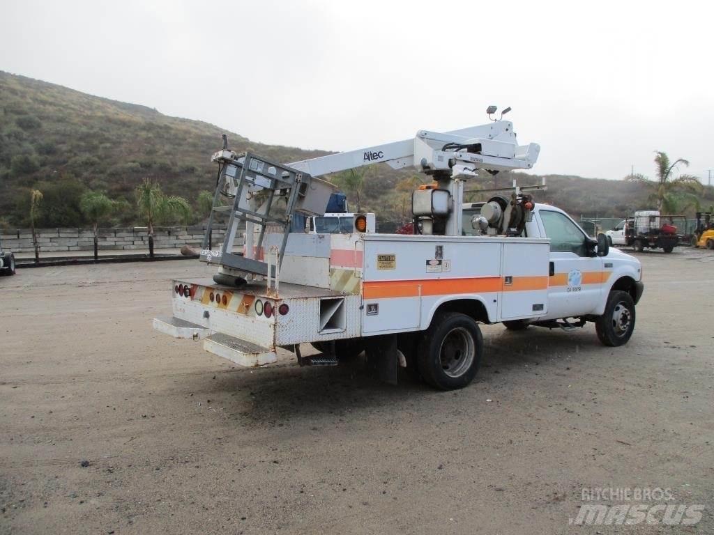 Ford F-550 Avtokošare