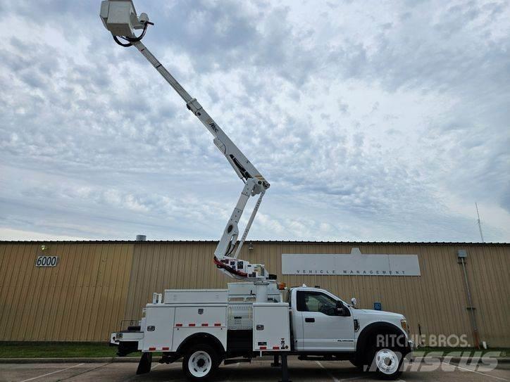 Ford F-550 Avtokošare