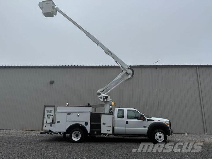 Ford F-550 Avtokošare