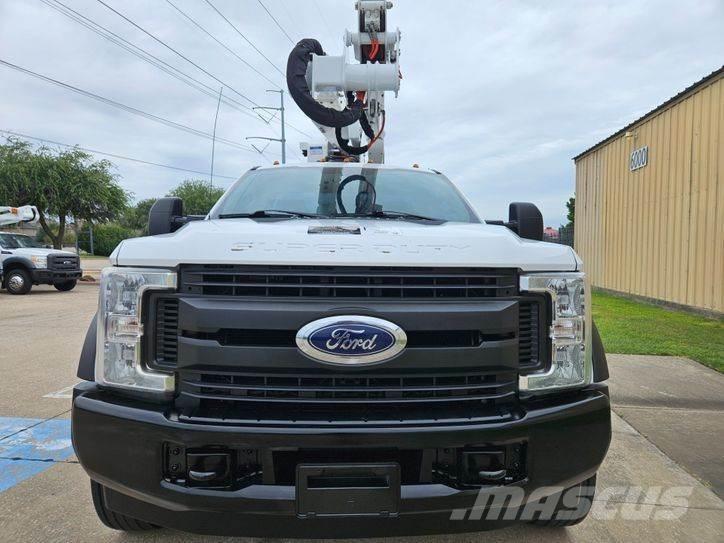 Ford F-550 Avtokošare