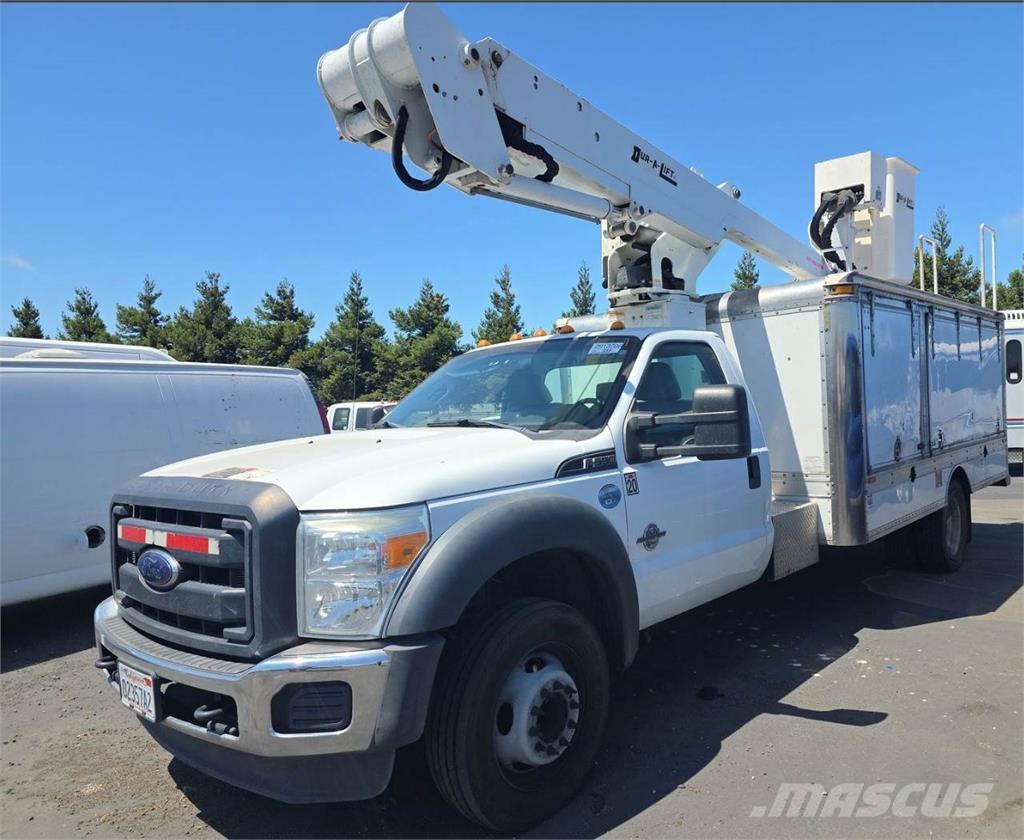 Ford F-550 Avtokošare