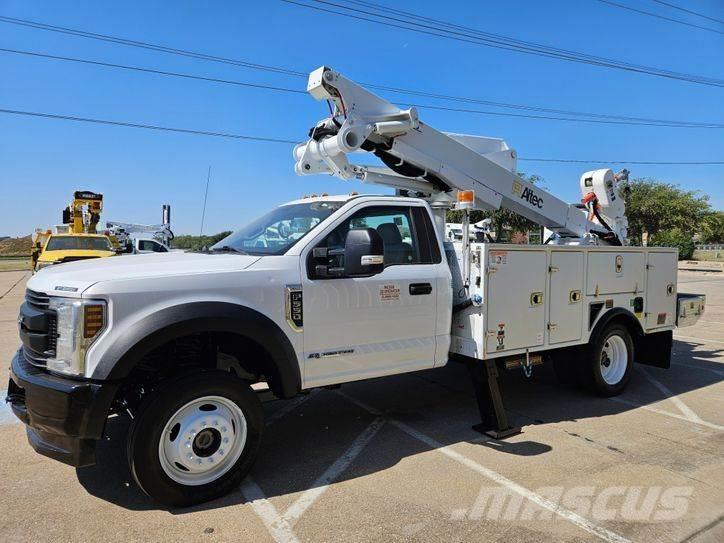 Ford F-550 Avtokošare