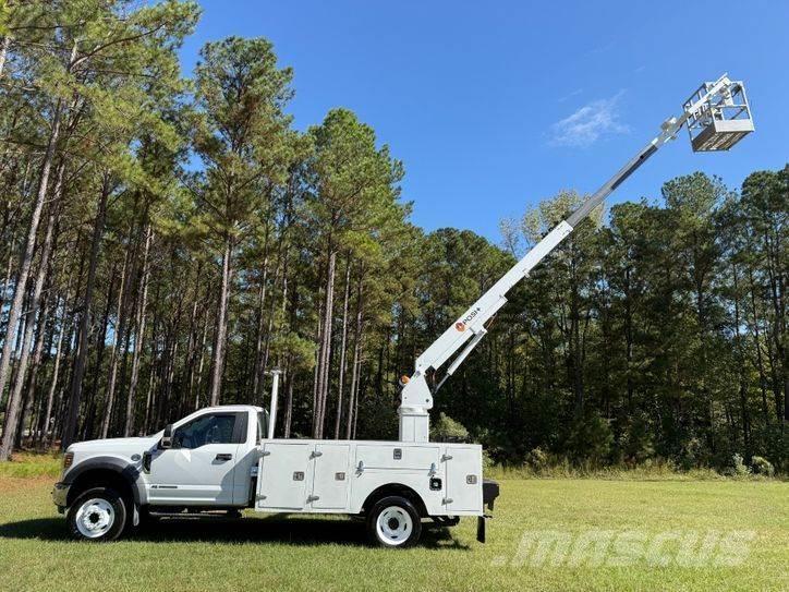Ford F-550 Avtokošare