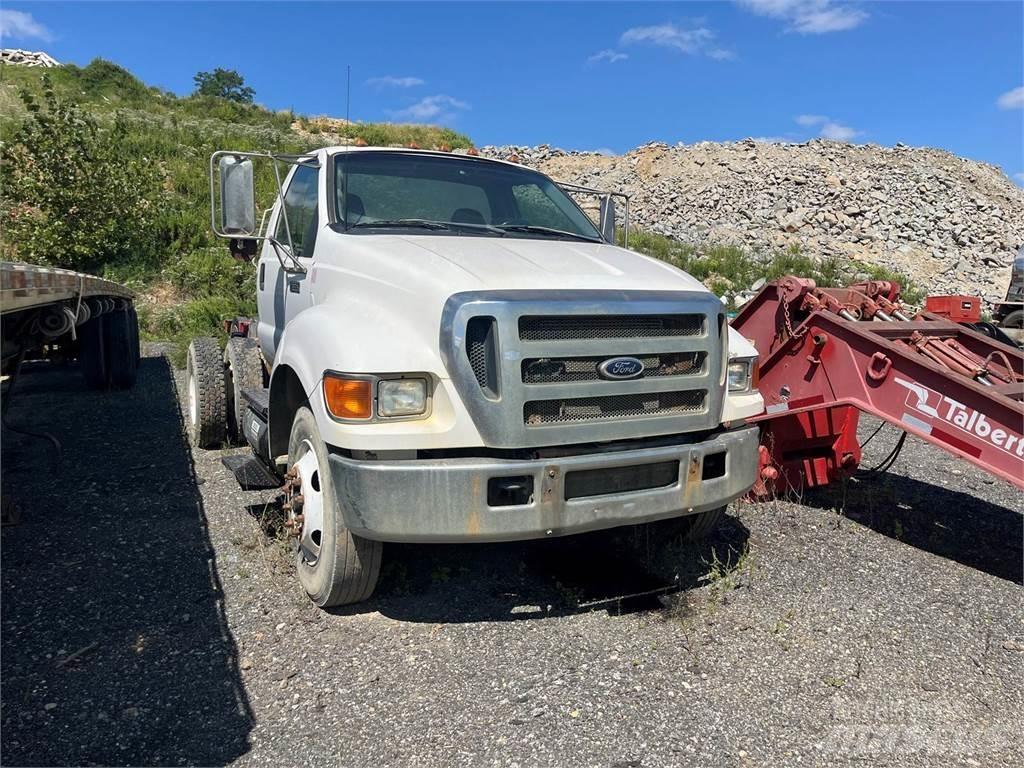 Ford F-650 Tovornjaki-šasije