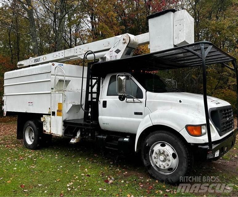 Ford F-750 Avtokošare