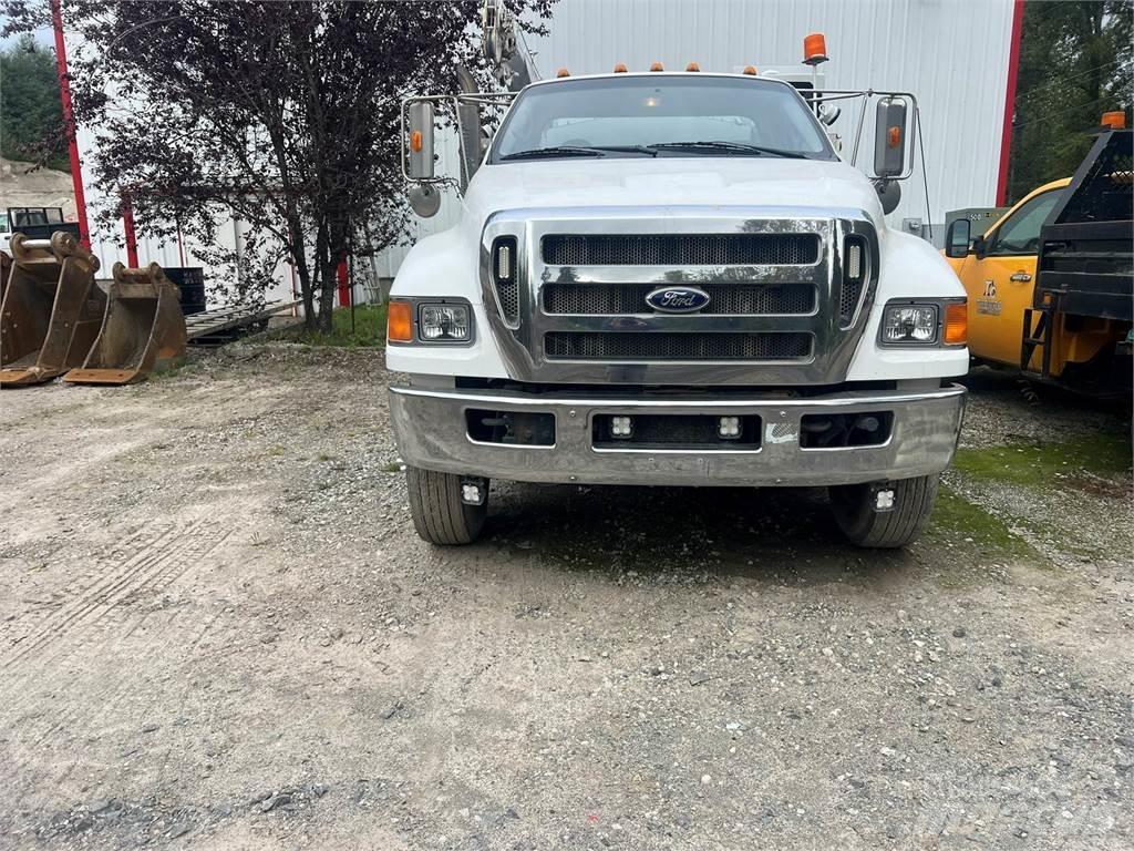 Ford F-750 Komunalna vozila