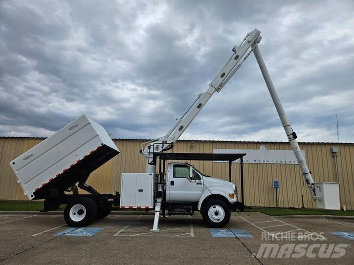Ford F-750 Avtokošare