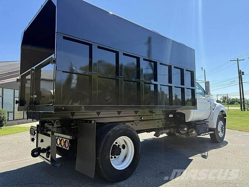 Ford F-750 Tovornjaki za žagovino