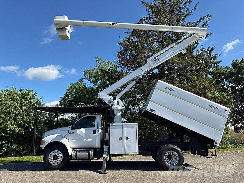 Ford F-750 Avtokošare
