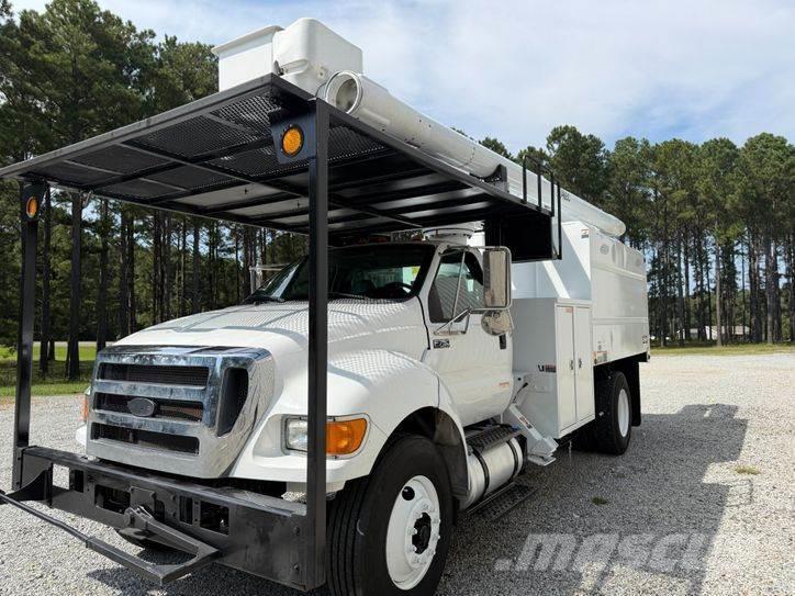 Ford F-750 Avtokošare