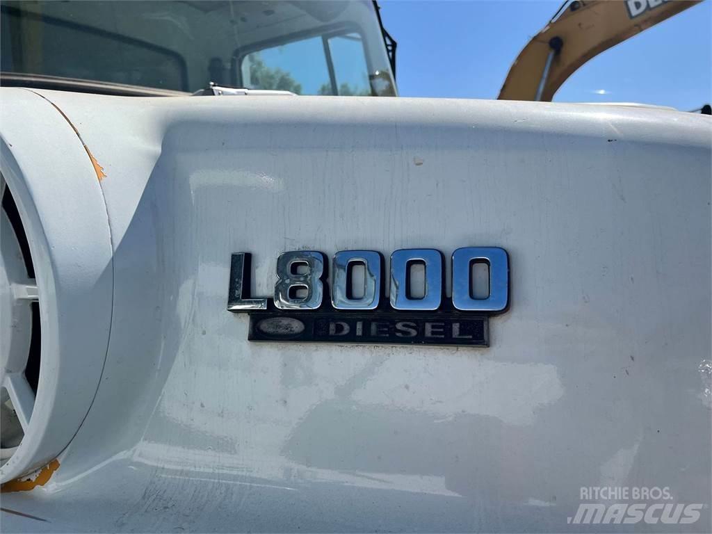 Ford L800 Vakuumski tovornjaki