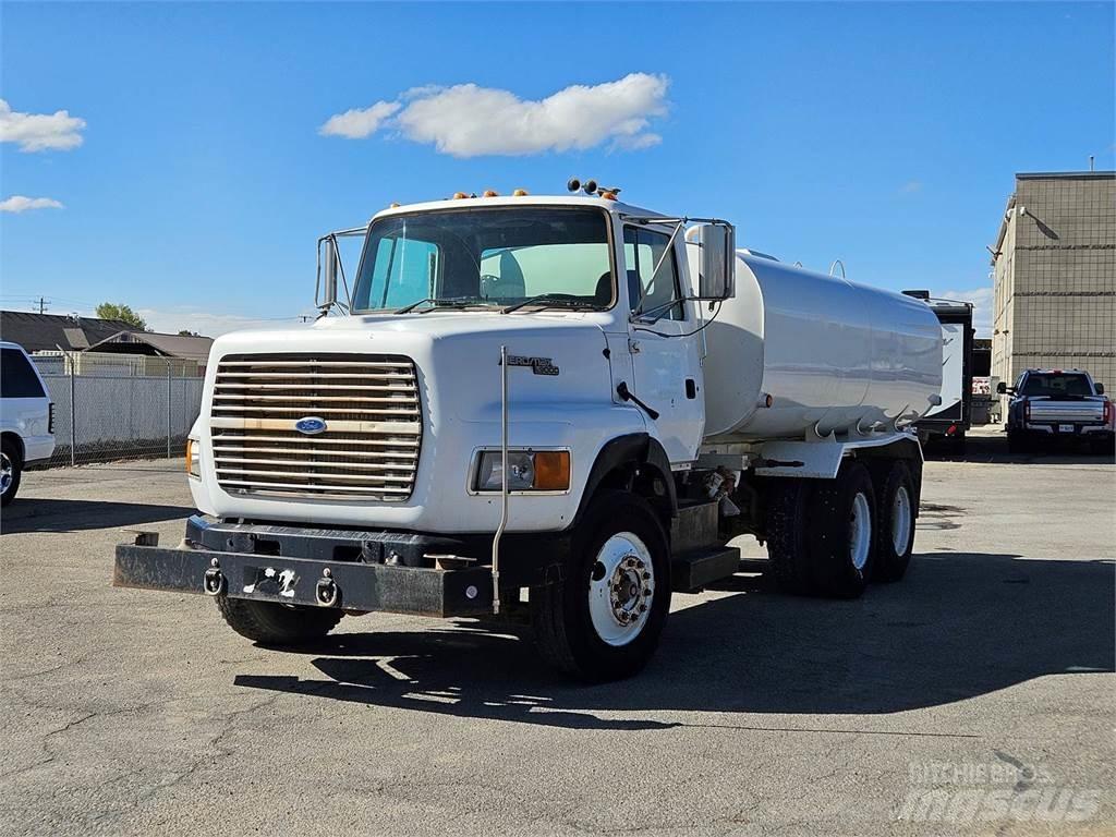 Ford L9000 Tovornjaki cisterne