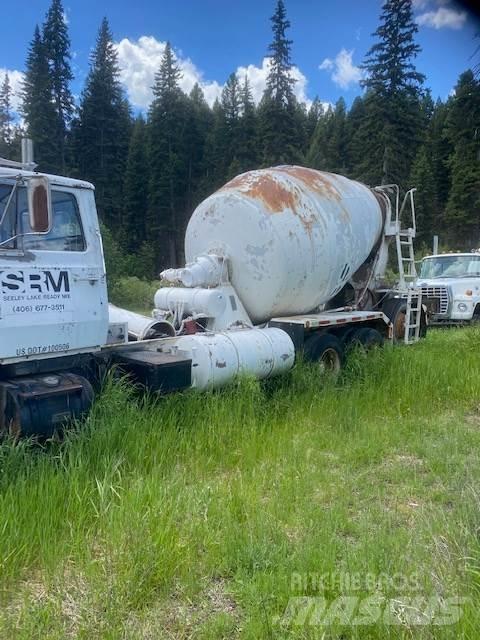 Ford LT9000 Avtomešalci za beton