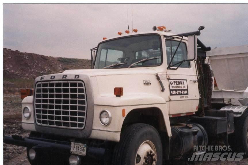 Ford LT9000 Tovornjaki za prevoz avtomobilov z vitlom