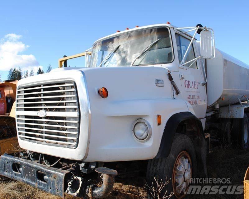 Ford LTS8000 Tovornjaki cisterne