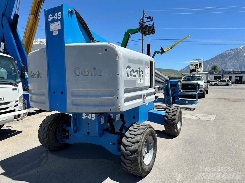 Genie S-45 Teleskopske dvižne ploščadi