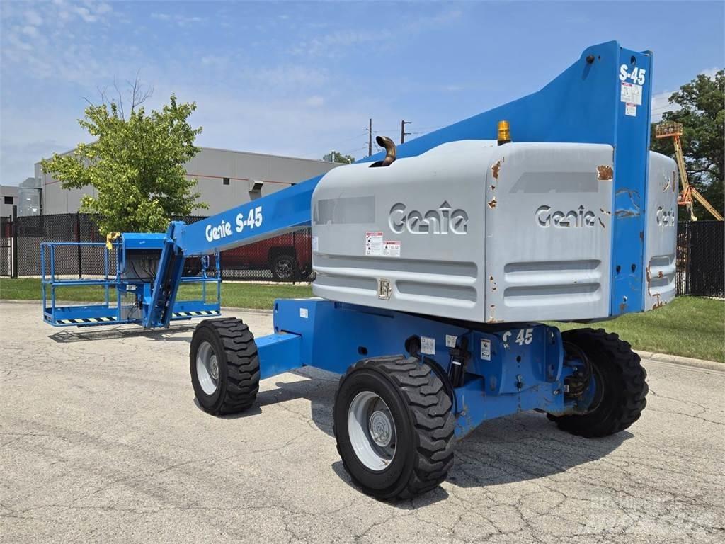 Genie S-45 Teleskopske dvižne ploščadi