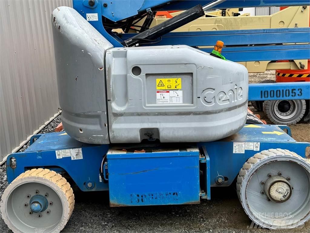 Genie Z45 Zglobne dvižne ploščadi