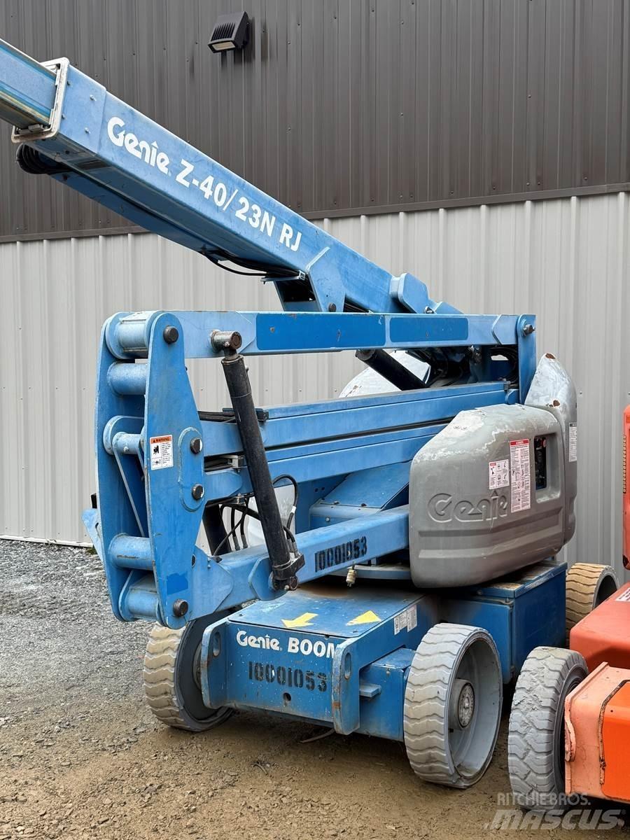 Genie Z45 Zglobne dvižne ploščadi
